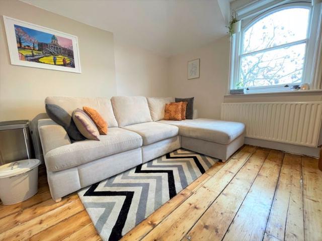 Thurlow Park Road, London SE21, 1 bed flat to rent, £1,700 pcm | PrimeLocation
