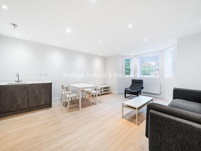 Thurlow Park Road, London SE21, 3 bed flat to rent, £3,300 pcm | PrimeLocation