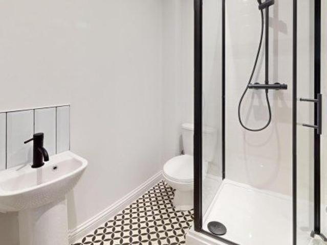 Thurloe Street, Manchester M14, 6 bed shared accommodation to rent, £715 pppm | PrimeLocation