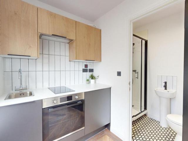 Thurloe Street, Manchester M14 1 bed house to rent £845 pcm £195 pw