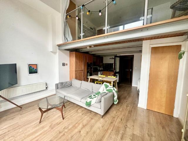 Thurland Street, Nottingham. 1 bed apartment to rent £995 pcm £230 pw