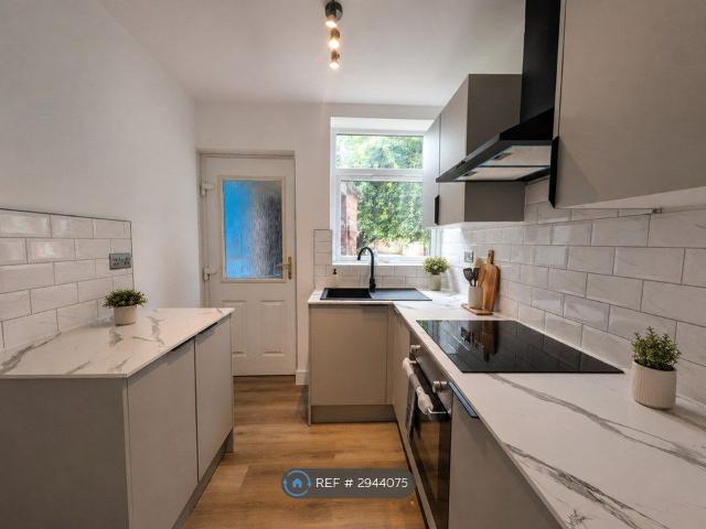 Thurlington Road, Leicester LE3, 3 bed semi detached house to rent, £1,350 pcm | PrimeLocation