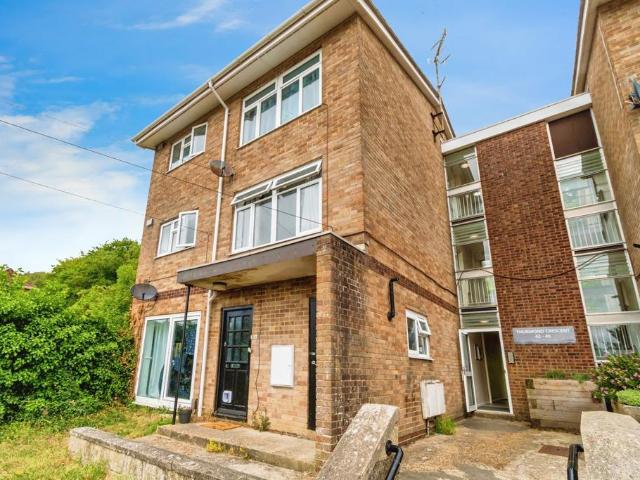 Thurmond Crescent, Winchester, SO22 2 bed flat to rent £1,250 pcm £288 pw