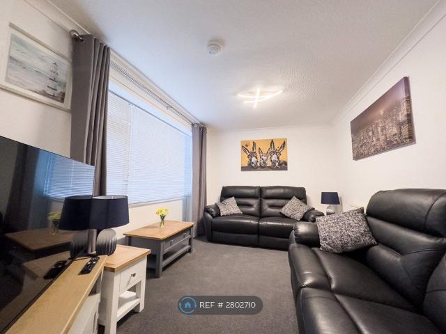 Thurso Walk, Corby NN17, 5 bed terraced house to rent, £3,000 pcm | PrimeLocation