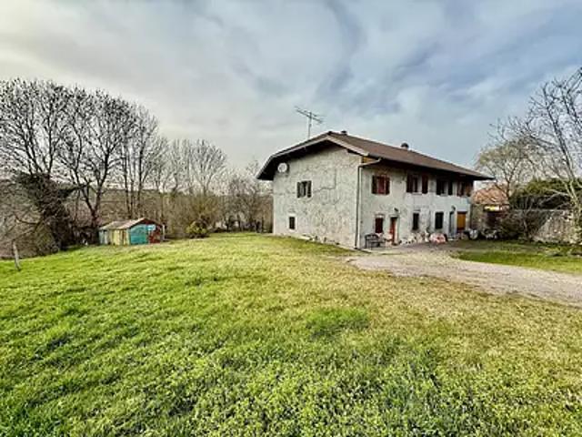 Thusy 74150 Achat / Vente maison 8 pièces t8 au dernier étage
