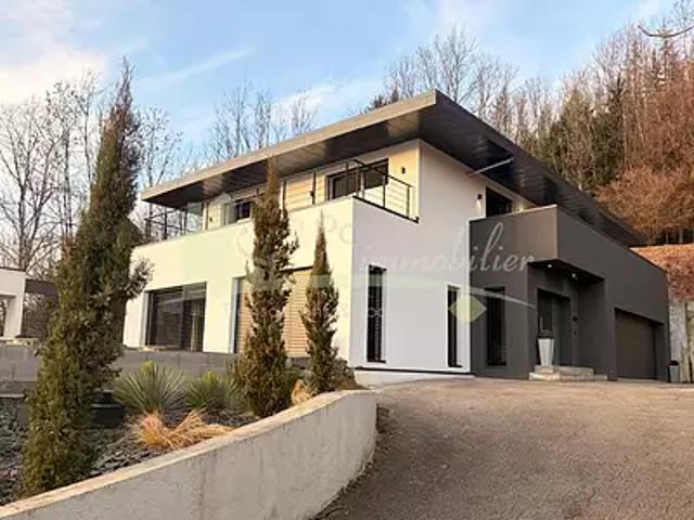 Thyez 74300 Achat / Vente maison 7 pièces t7 au dernier étage parking