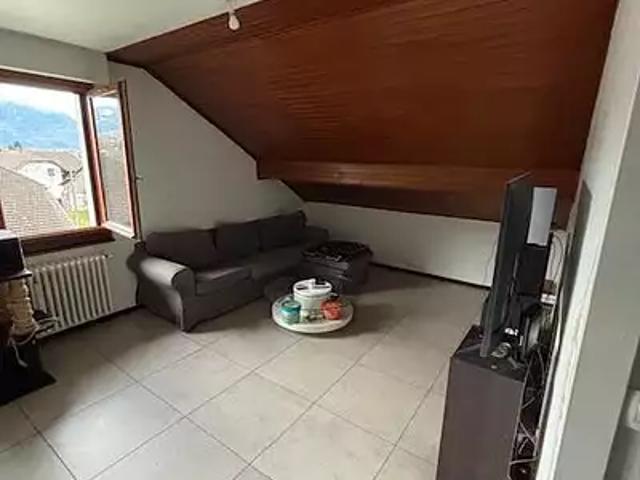 Thyez 74300 Location appartement 2 pièces t2 au dernier étage