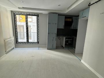 TİAMO'DAN SIFIR BİNADA 2+1 2 KAT ASANSÖRLÜ OTOPARKLI DARPHANEDE