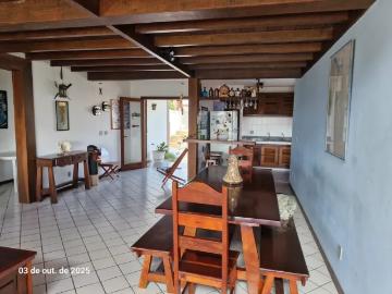 Ótima Casa em condomínio com 04 quartos, sendo 02 suítes, e vista mar Tartaruga Búzios / RJ