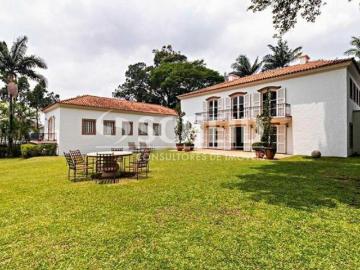 ´TIMA CASA EXCELENTE TERRENO 2.765 M²