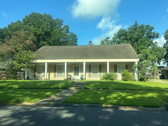 Timberwood Dr