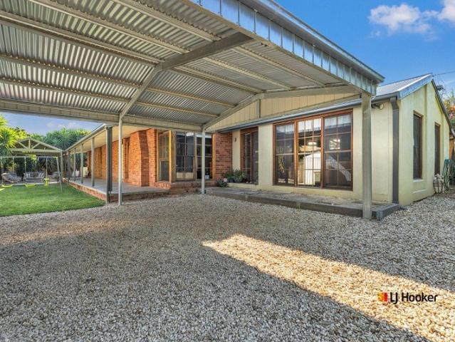 Timber Charm Meets Bush Serenity â Versatile Living with Bungalow & Exceptional Access