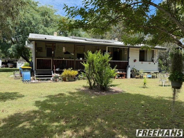 Timber Cutter Cottage on 9.3 Acres Just Minutes from Blackbutt Town