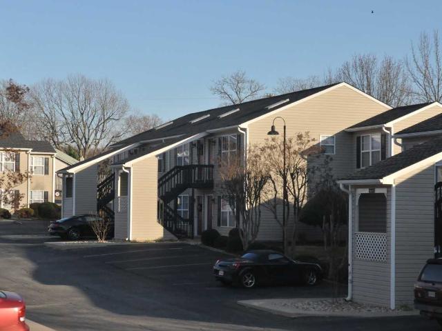 Timber East 1 Bedroom Apartment for Rent at 119 Shrader Ln, Lynchburg, VA 24502