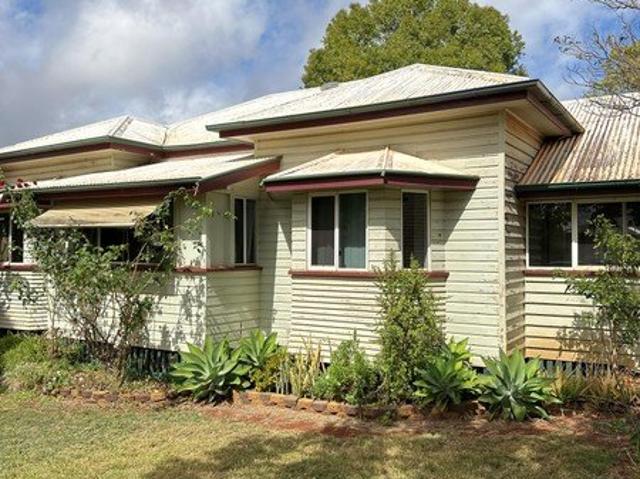 Timber Home in Wooroolin