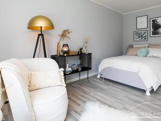 Time to relax – Elegant. Noble. Exquisite. Unique.Furnished apartment with balcony in Altona