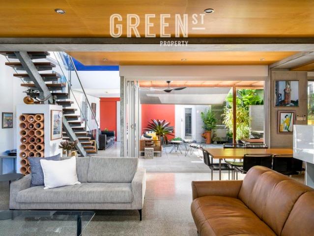 Family Home + Opportunity to Purchase the Neighbouring Terrace