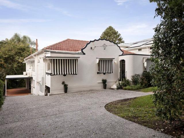 Timeless Art Deco Charm Amid a Leafy Ashgrove Setting
