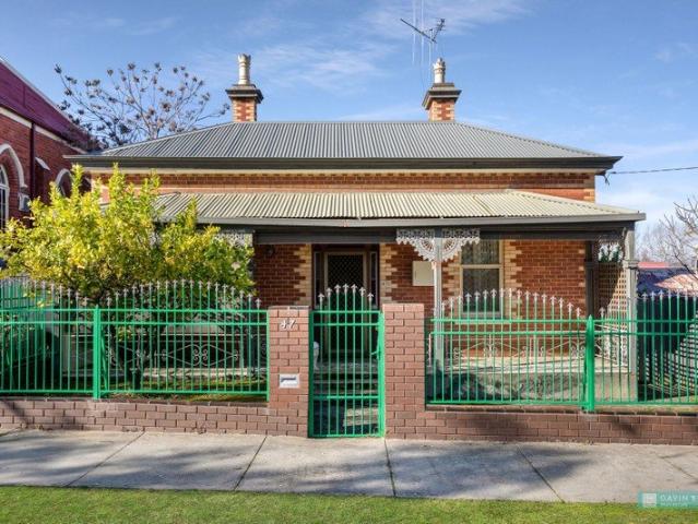 Timeless Bendigo Character in a Blue Chip City Location