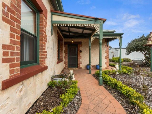 Timeless Character, Country Charm & Sustainable Living