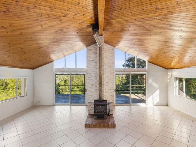 Timeless Character, Complete Privacy, 2 Acres Of Space