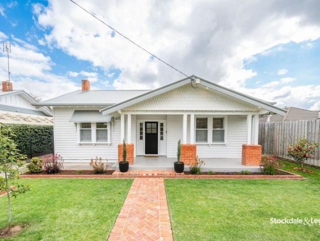 TIMELESS CHARACTER CONTEMPORARY LUXURY