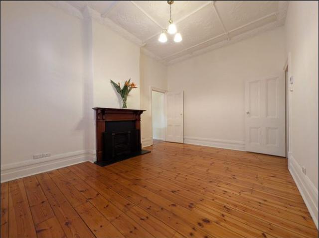 Timeless Character & City Fringe Living in Beautiful Mile End