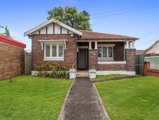 Timeless Character & Exciting Renovation Potential on a Versatile Corner Block