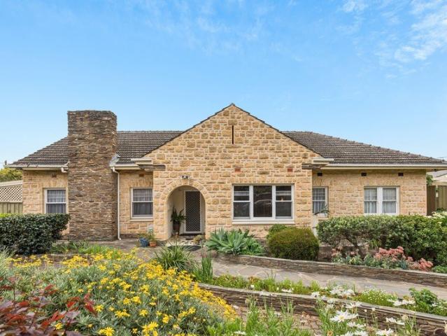 Timeless Character, Family Flexibility & Exciting Development Potential on 821m²