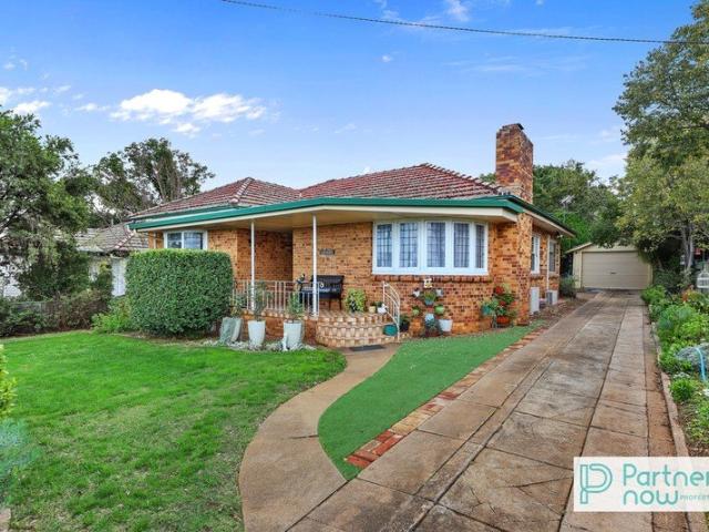 Timeless Character in a Convenient North Tamworth Location