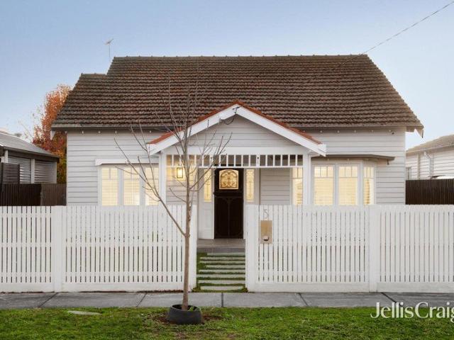 Timeless character in a coveted Malvern East pocket