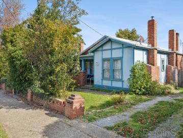 Timeless Character in a Prime Daylesford Location