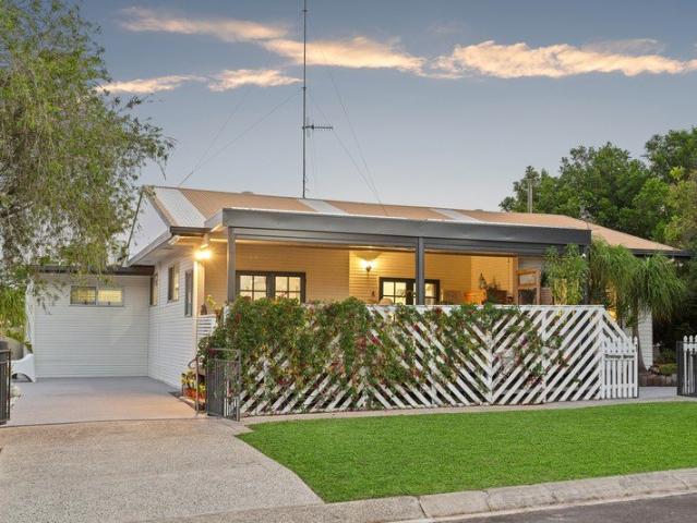 Timeless Character in One of Noosaville's Most Walkable Locations