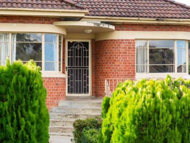 Timeless Character in One of Albury's Most Sought After Streets