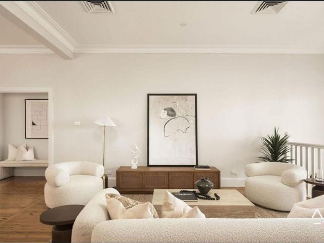Timeless Character, Modern Comfort in Prestigious Northbridge