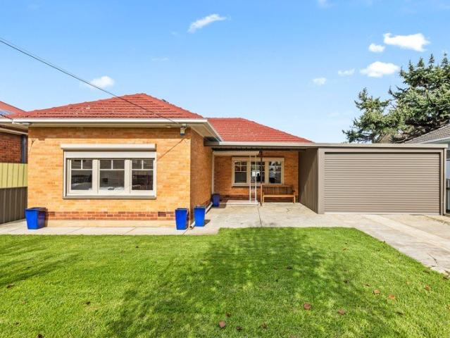 Timeless Character, Modern Comfort on a Generous 692sqm approx. Allotment