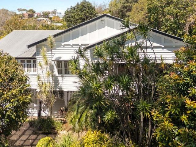 Timeless Character, Modern Comfort on an Impressive 810m²