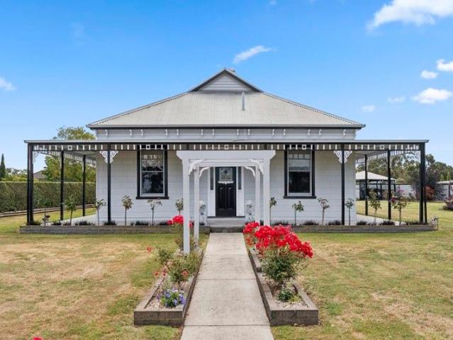 TIMELESS CHARM WITH MODERN CONVENIENCE