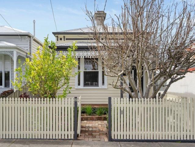 Timeless charm, endless potential & double garage