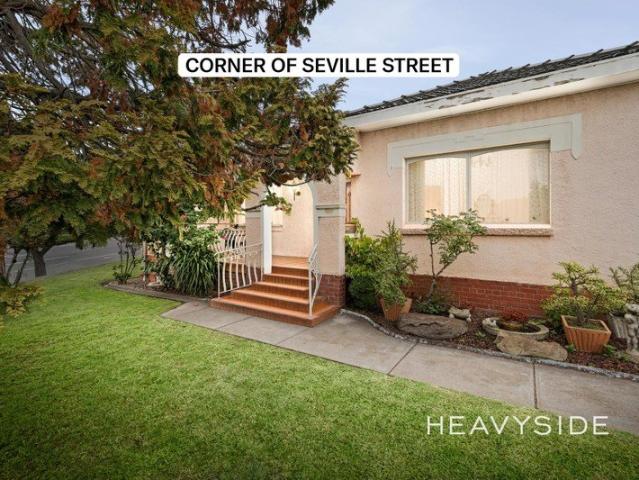 Timeless Charm, Exceptional Family Warmth, No Heritage Overlay with Huge Development Potential
