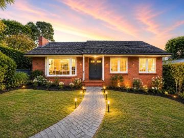 Timeless Charm on a Grand Allotment