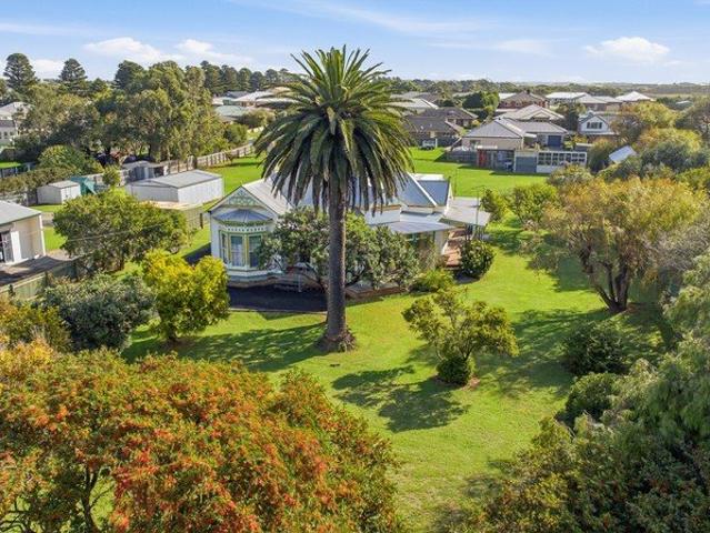 Timeless Charm on a Grand Allotment in the Heart of Port Fairy