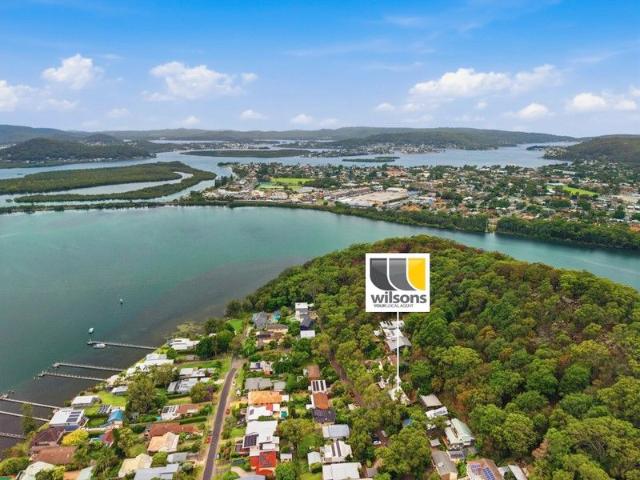 Timeless Charm & Pristine Bay Views: 12 Woy Woy Bay Road