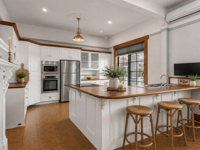 Timeless Circa 1930s Newstead Residence