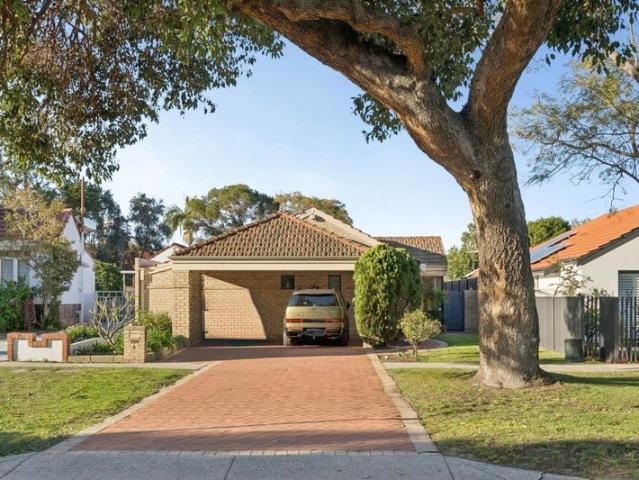 Timeless Comfort in Prestigious Mount Pleasant