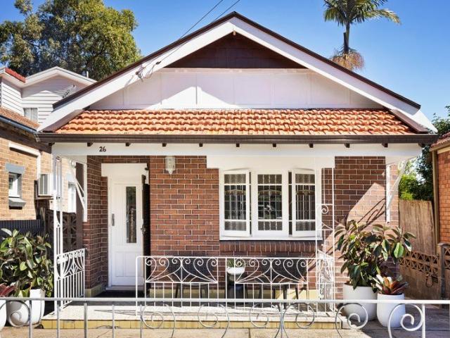 Timeless cottage charm by the bay