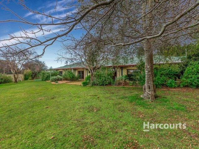 Timeless Country Living on 20 Acres