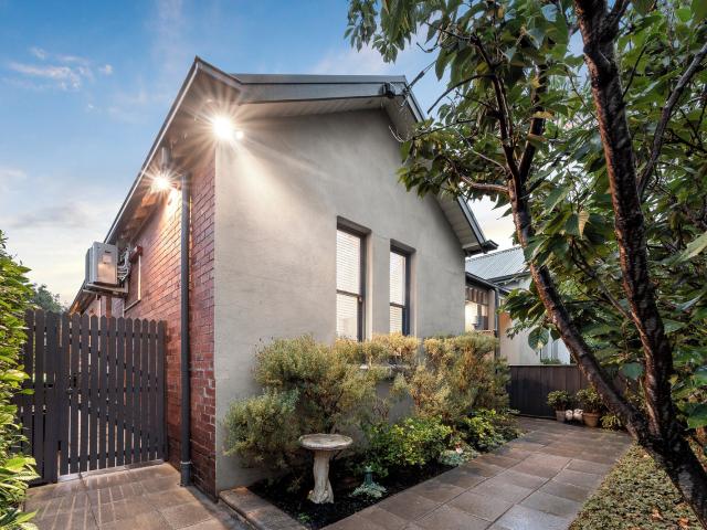 Timeless Edwardian Elegance with Sunlit Courtyard Appeal