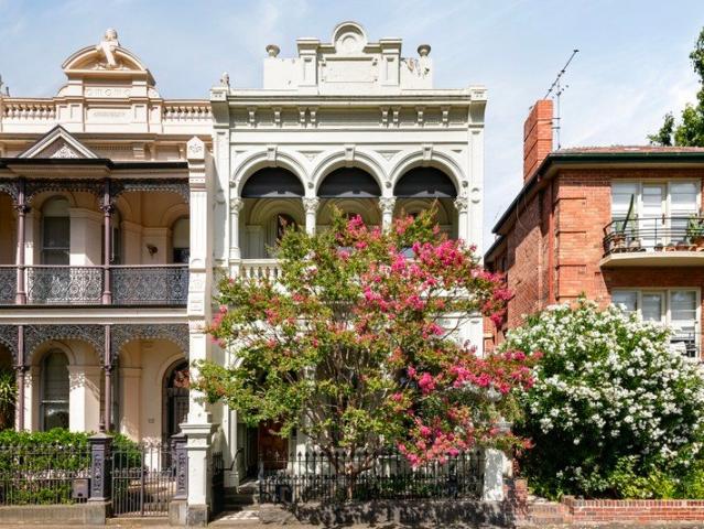 Timeless elegance under the fronds of the MCG