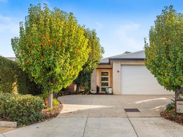 Timeless elegance with exceptional lifestyle flexibility